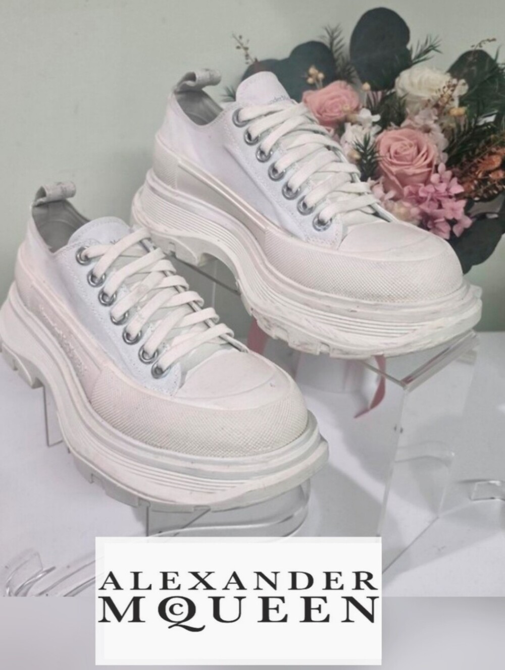Alexander McQueen Italy Made Womens EUR 37 D US 7 Wide Tread Slick Sneakers
